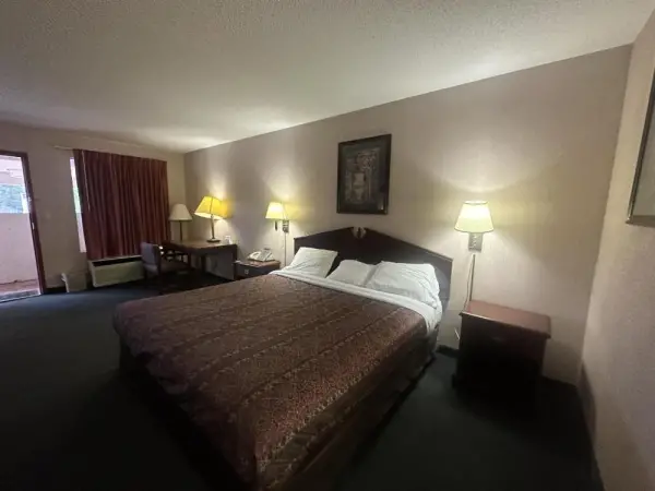 Hotel O Longhorn Boise City OK 7